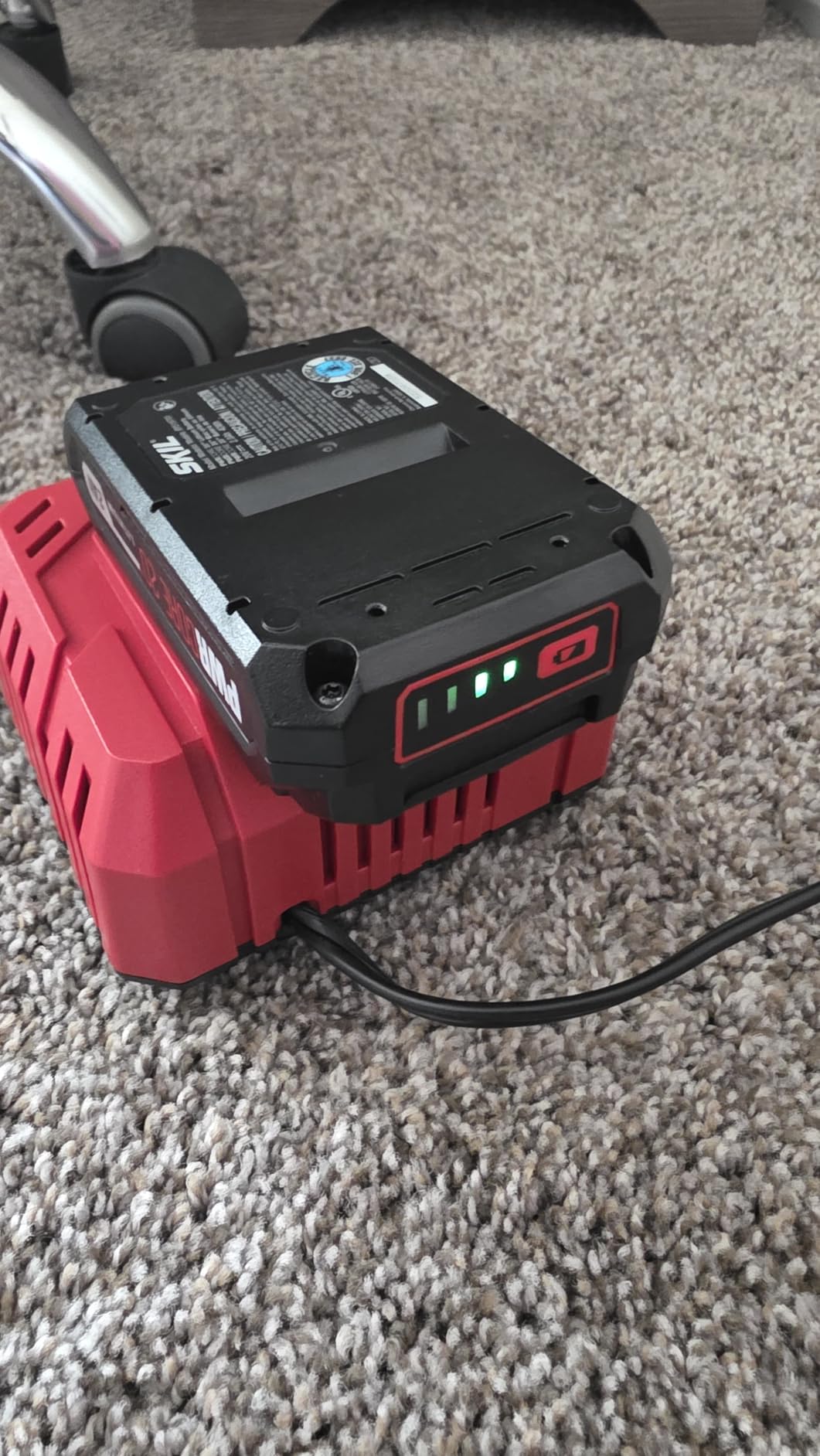 SKIL PWR CORE 20 20V Power Scrubber Kit with Cordless Power Brush for Cleaning, Includes 2.0 Ah Battery and Charger - PB5100D-12 customer photo 2