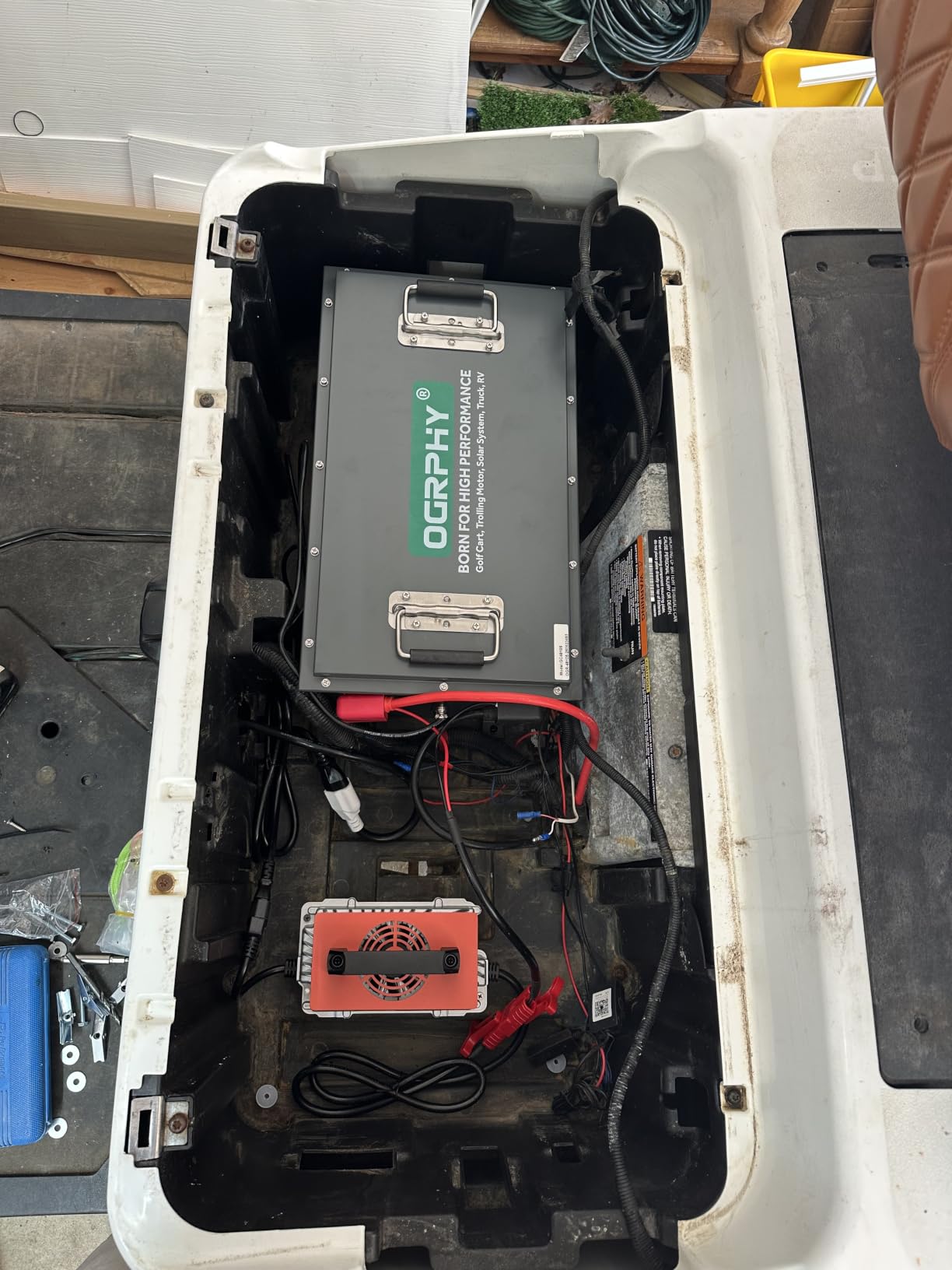 OGRPHY 48V Lithium Golf Cart Battery, 200A BMS(1000A Peak Current), with Touch Monitor & Mobile APP, 4000+ Cycles 48V Lithium Battery with 18A Charger, Perfect for Golf Carts, Solar(105AH) customer photo 2