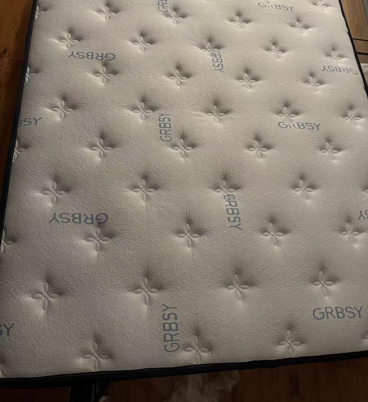 14 Inch Queen Mattress, Upgraded 7-Zone Support Hybrid Queen Size Mattress In A Box with Cooling Gel Memory Foam & Pocket Coils for Back Pain Relief, 365-Night Trial, Motion Isolation, Medium Firm customer photo 2