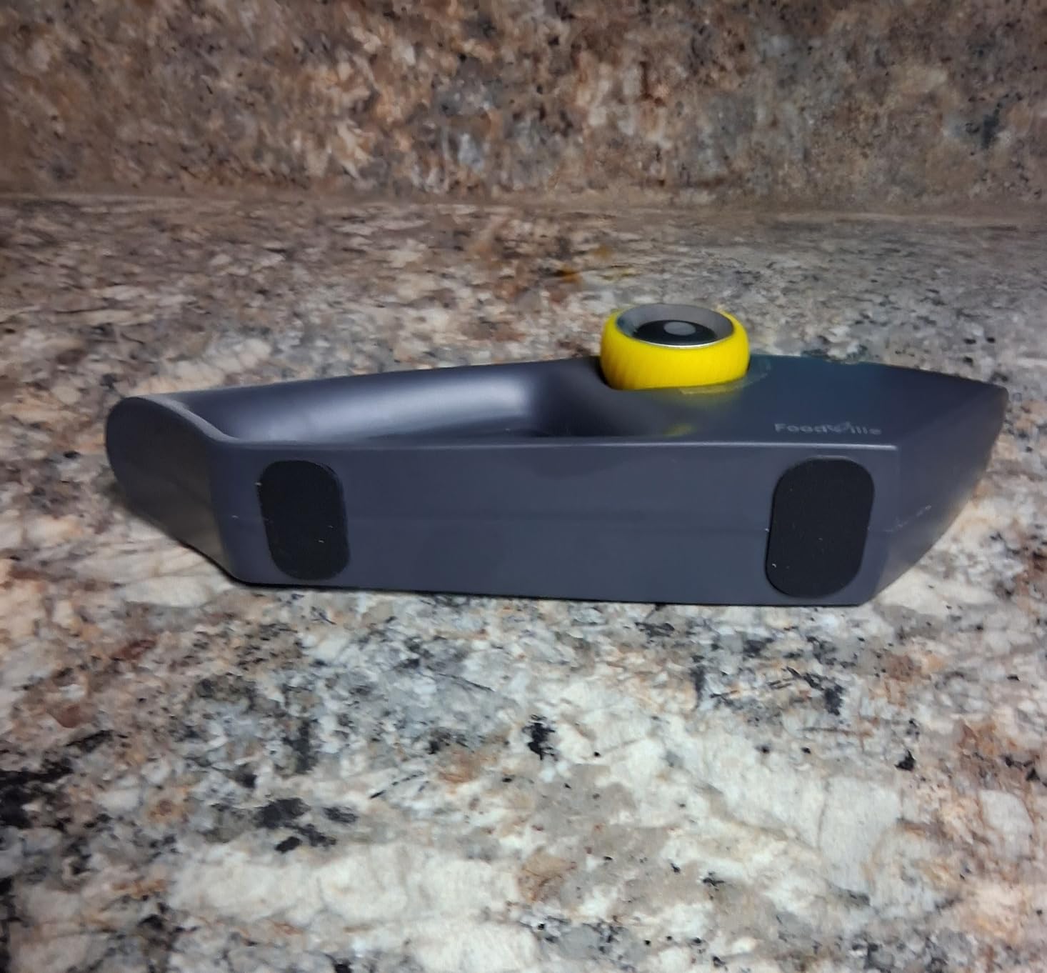 FoodVille 5 in 1 Knife Sharpener with 5 Stages including Tungsten, Diamond, Ceramic for Scissors and All Kinds of Kitchen Knives with Straight and Serrated Blades customer photo 2