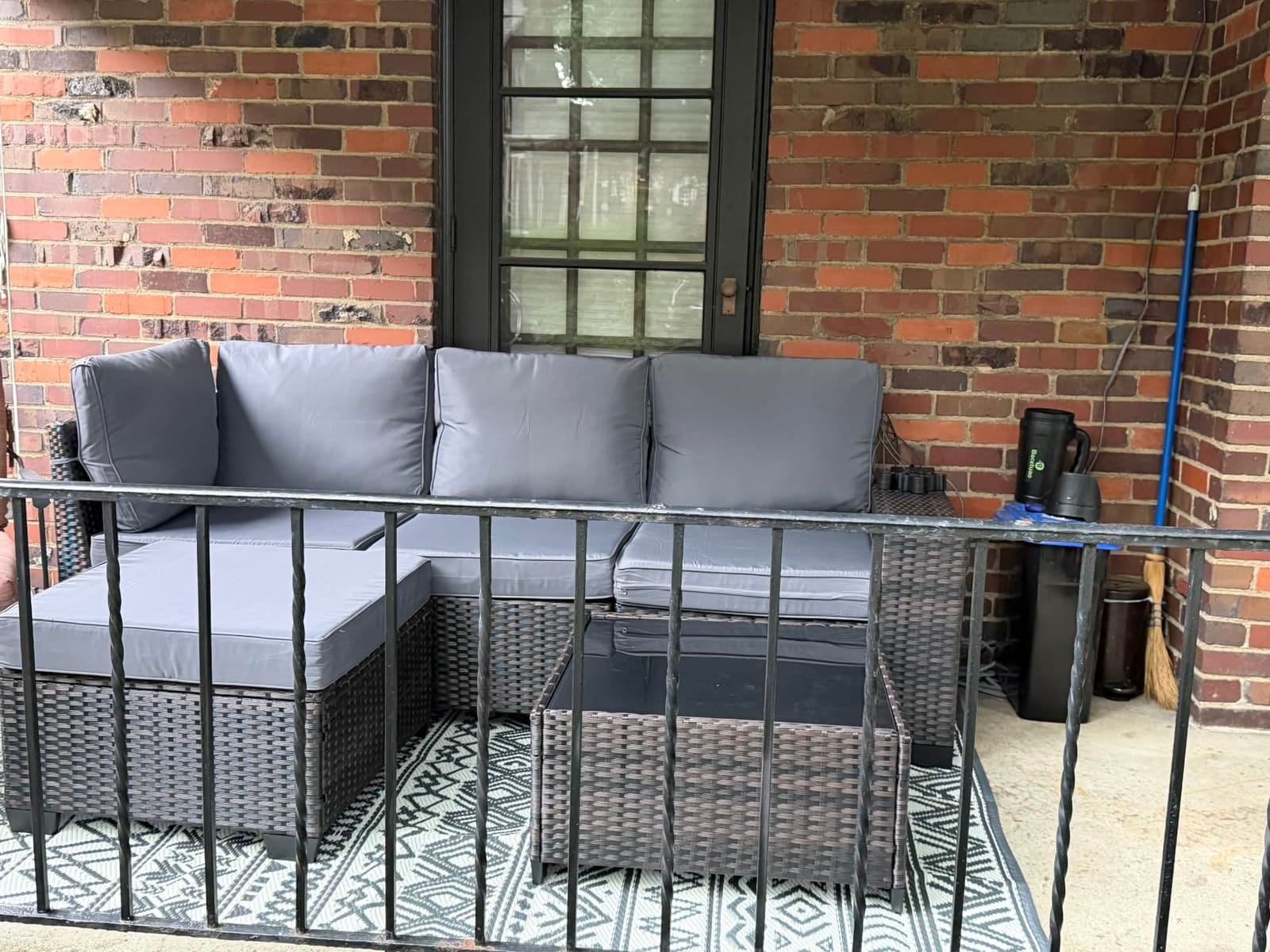 MontVoo Outdoor Rug Carpet Waterproof 10x14 Outdoor Patio Rug Mat Reverisble Plastic Straw Outdoor Rugs for RV Camping Picnic Beach Balcony Boho Grey Large customer photo 1