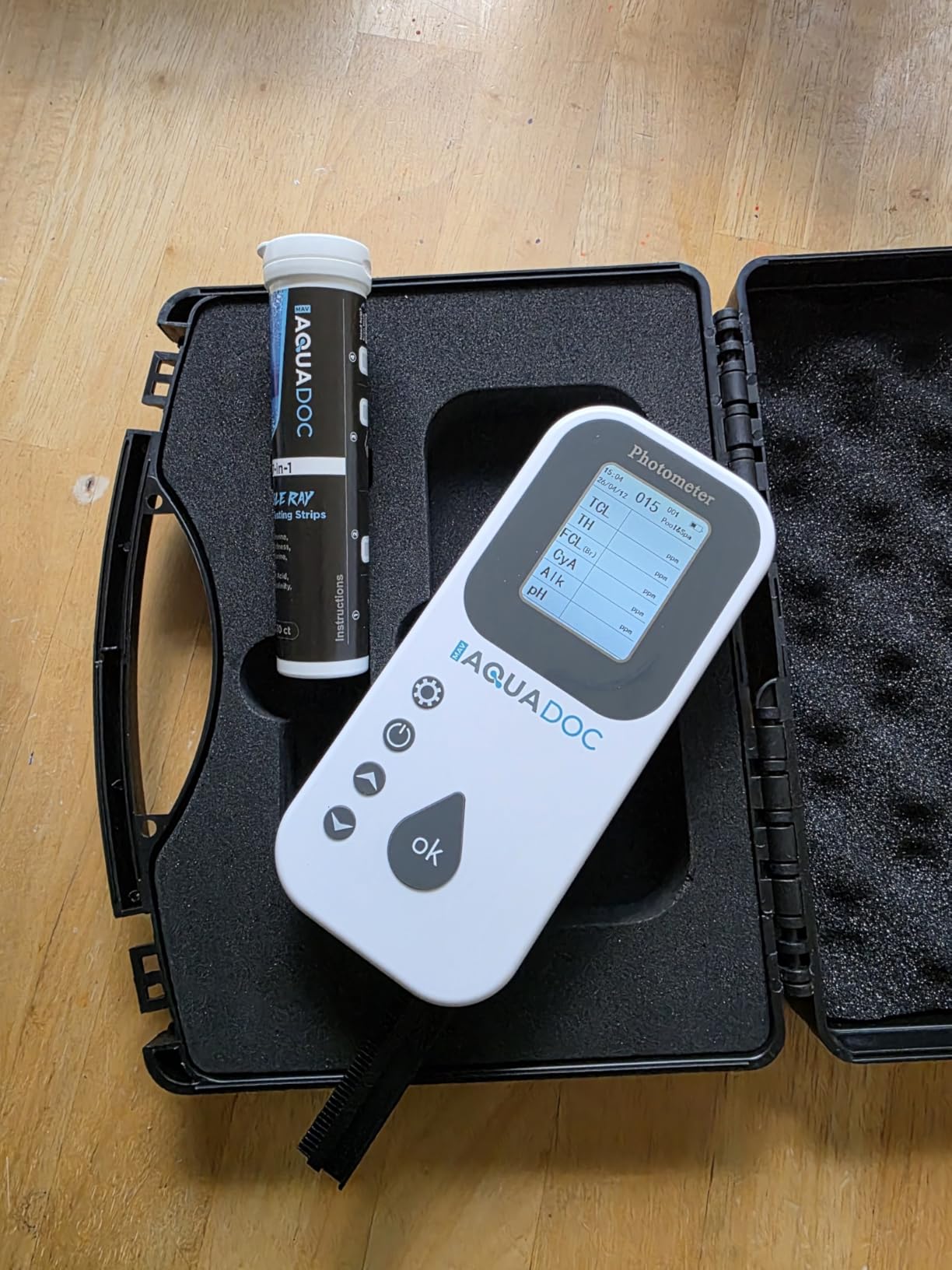 AquaDoc Eagle Ray Digital Water Test Kit for Pool & Spa with 30 Test Strips customer photo 1