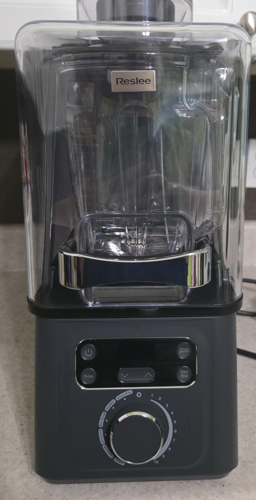 Professional Commercial Vacuum Blender, 2026 Upgraded 40000 RPM, 3000W/4HP Peak Power, 72oz Eastman Tritan Cup, Milkshake, Smoothie, Nut Milk, Hot Soup, Self-Clean, NSF Certified, Graphite Black customer photo 1