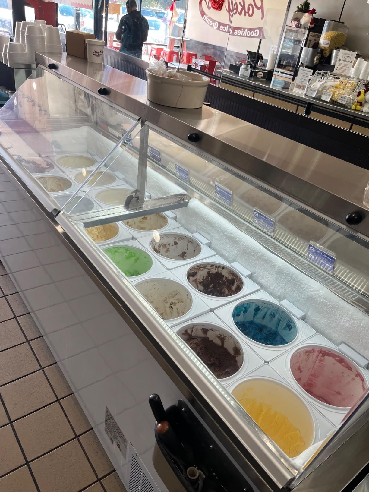 KoolMore 30 in. Commercial Flat Top Ice Cream Display Freezer, NSF Listed, 7 Cu. Ft. in White customer photo 1