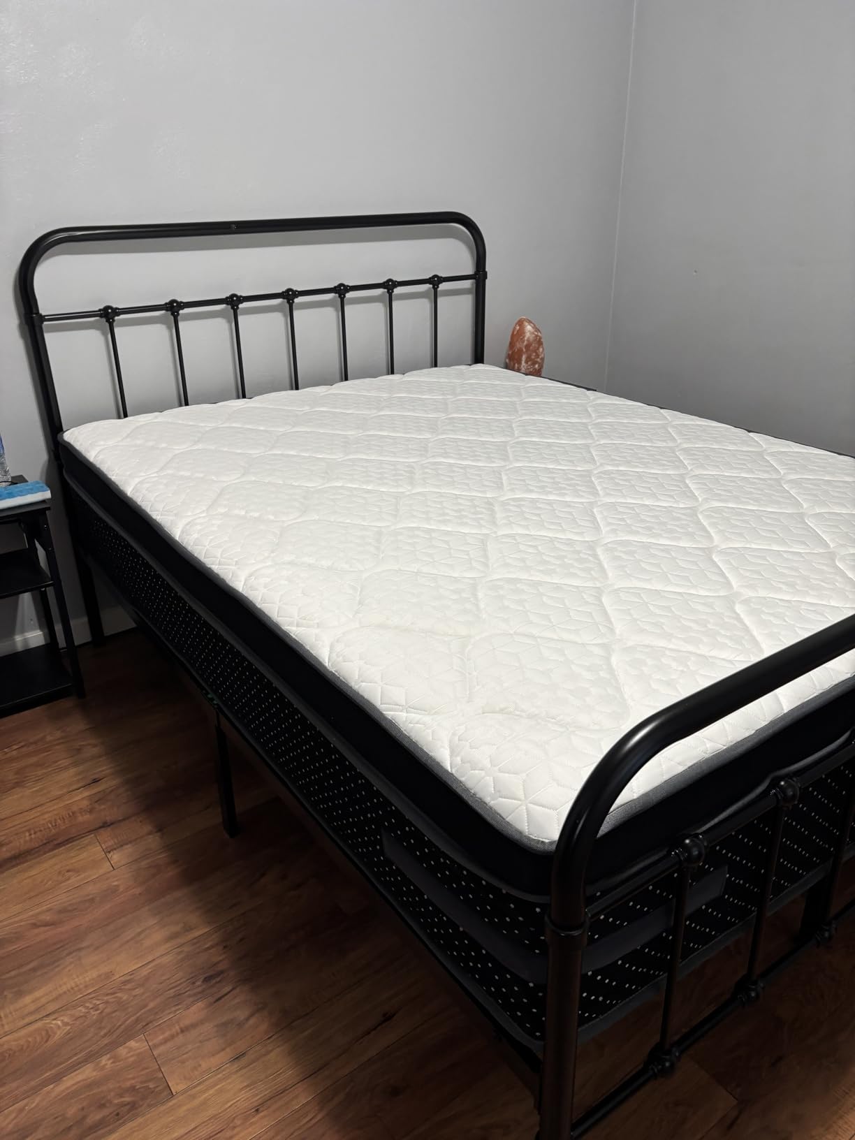 Medium Firm Queen Mattress 14 Inch, Hybrid Mattress with Back & Hip Support customer photo 2