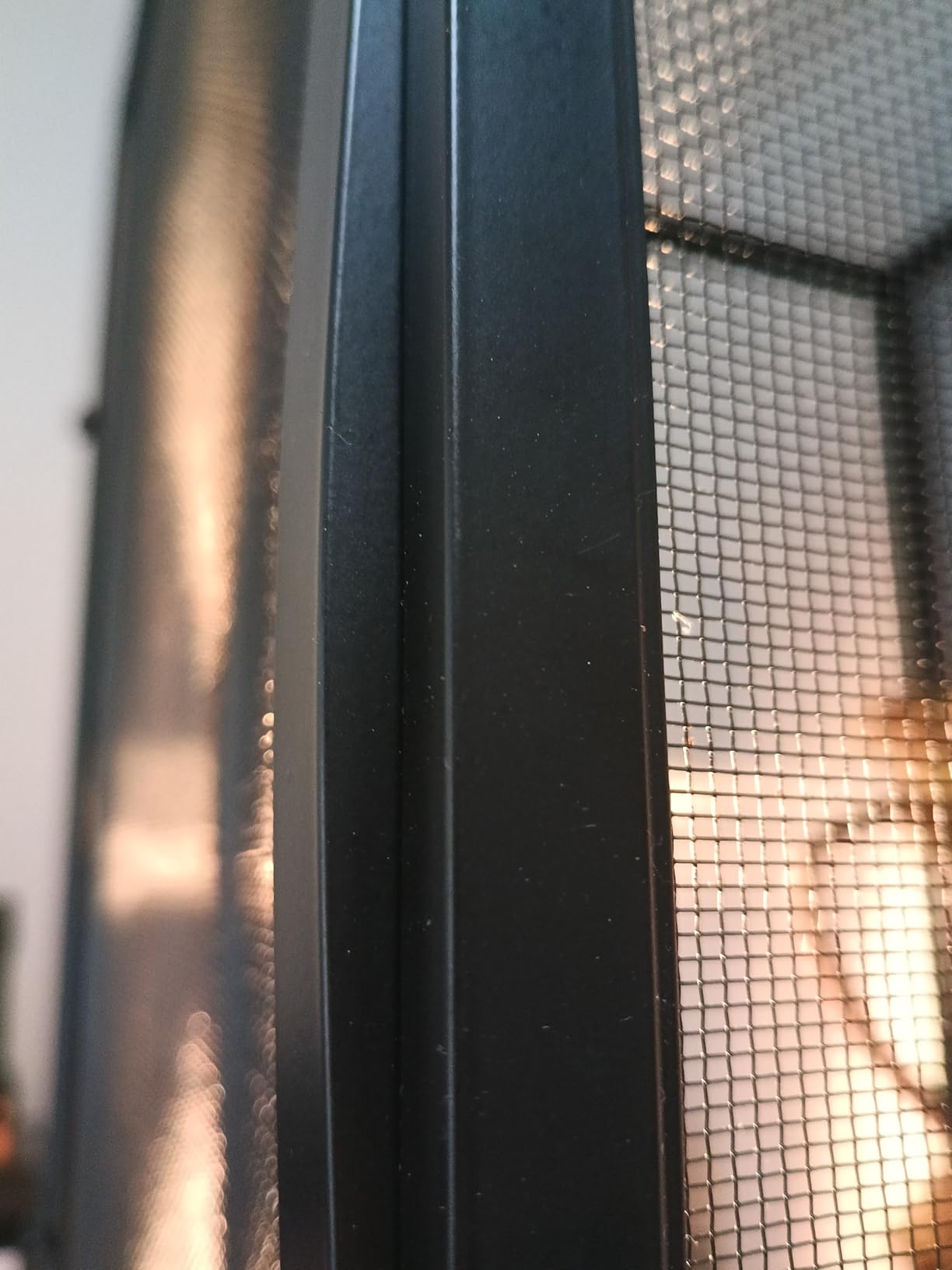 Zoo Med ReptiBreeze Open Air Screen Cage, Large, 18 x 18 x 36-Inches customer photo 1