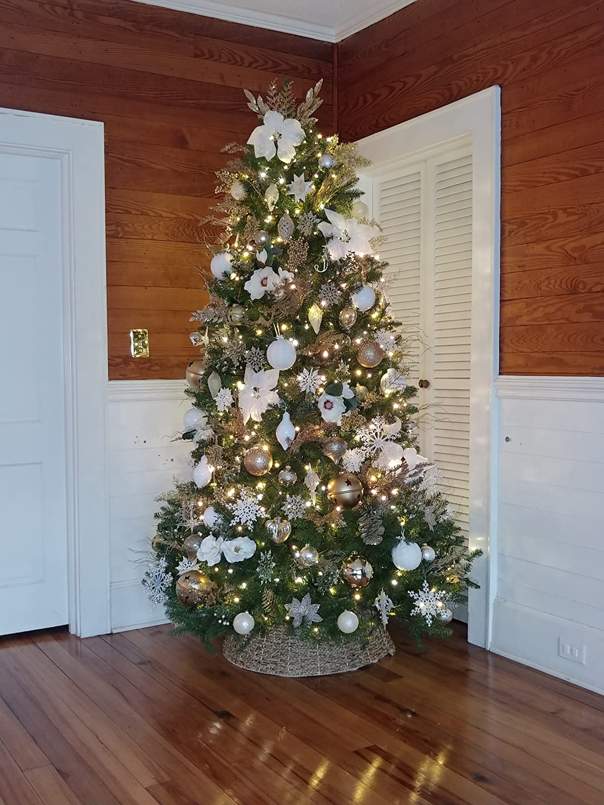National Tree Company 7.5ft Unlit Dunhill Fir Artificial Christmas Tree customer photo 1