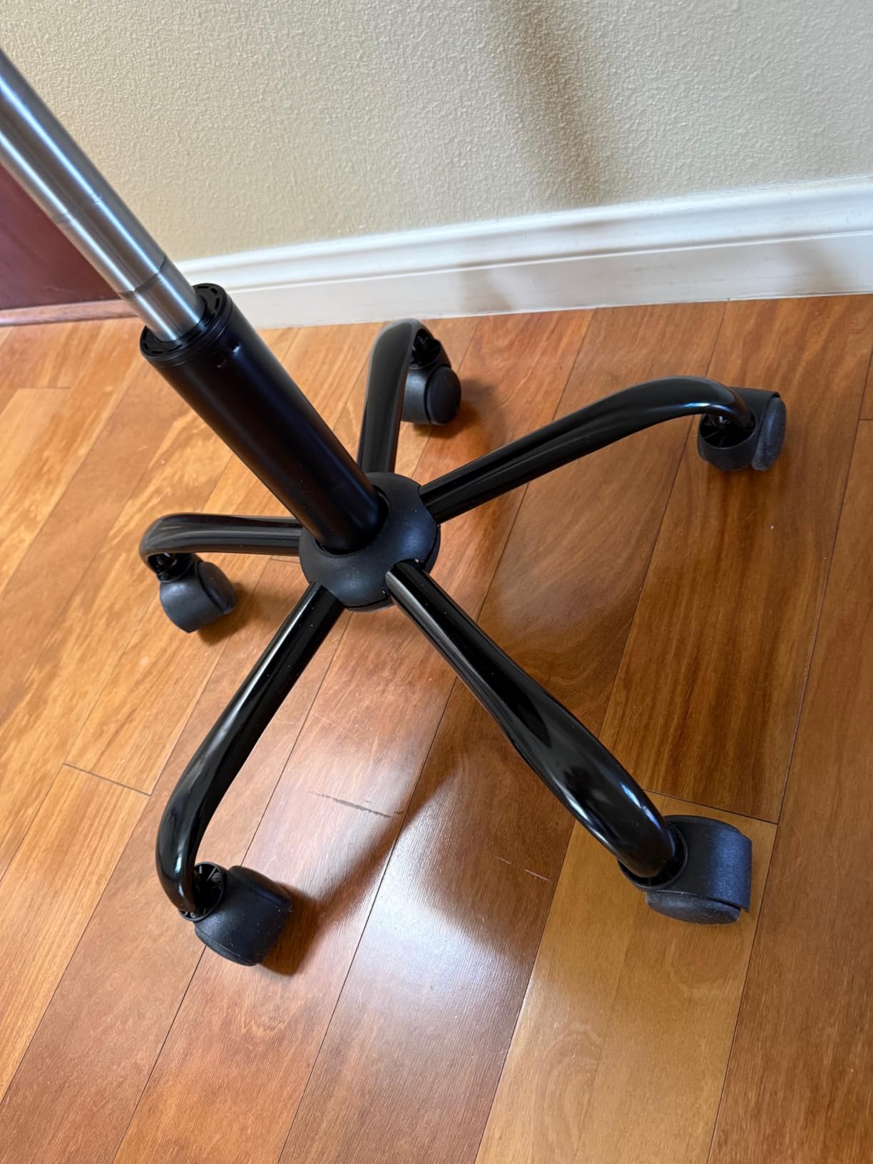 BestOffice | Armless Office Chair | Black | with Lumbar Support customer photo 2