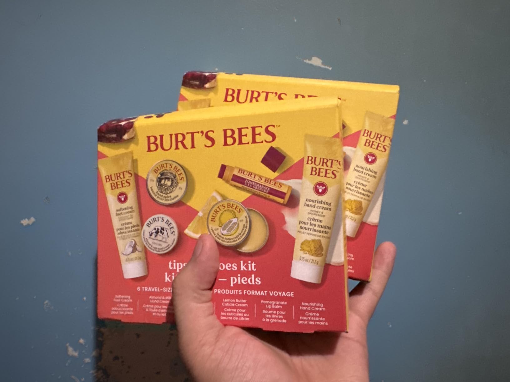 Burt's Bees Classics Gift Set, 6 Products in Giftable Tin customer photo 2