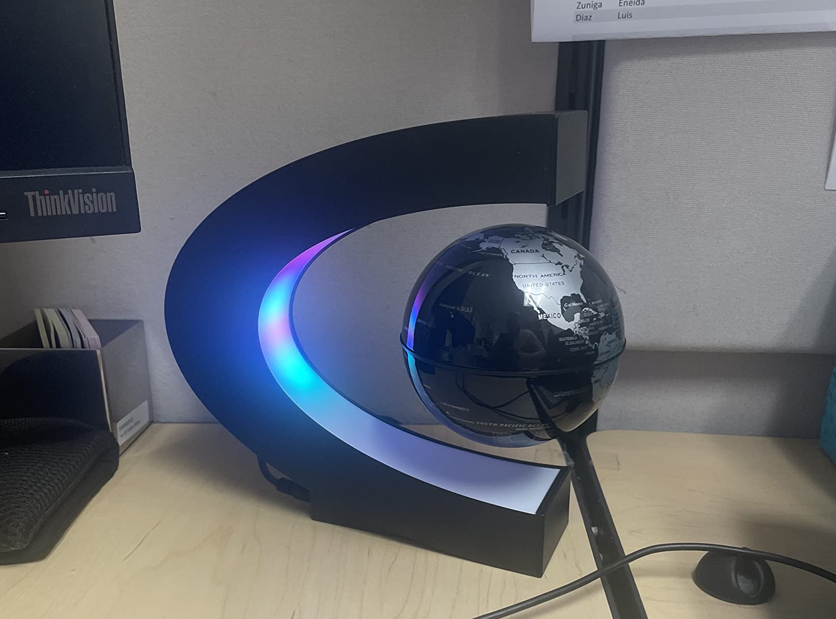 MOKOQI Levitating Globe customer photo 1