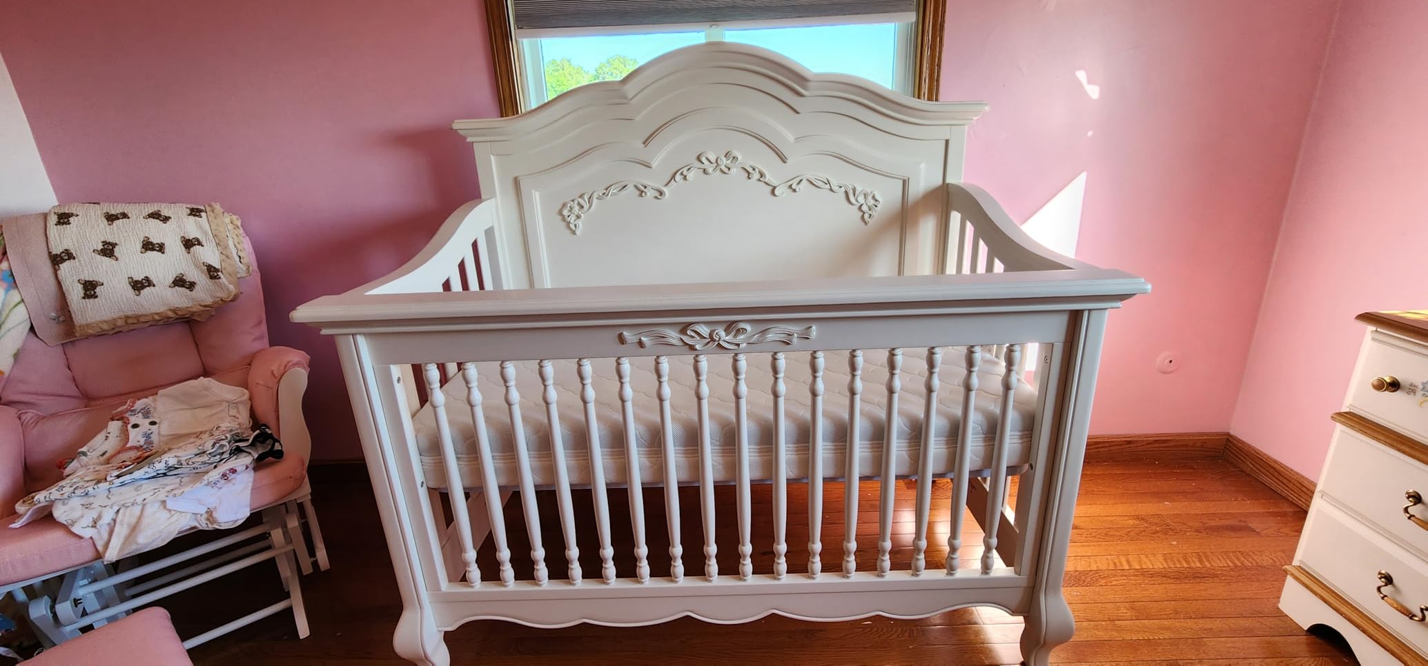 Evolur Aurora 5-in-1 Convertible Full Size Baby Crib, Blush Pink customer photo 1