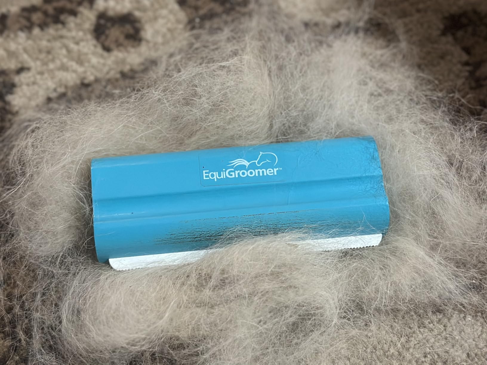 EquiGroomer 5-Inch Undercoat Deshedding Brush for Dogs & Cats, Purple customer photo 2