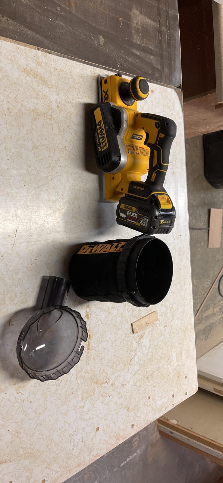 DEWALT DCP580B Cordless Planer customer photo 2