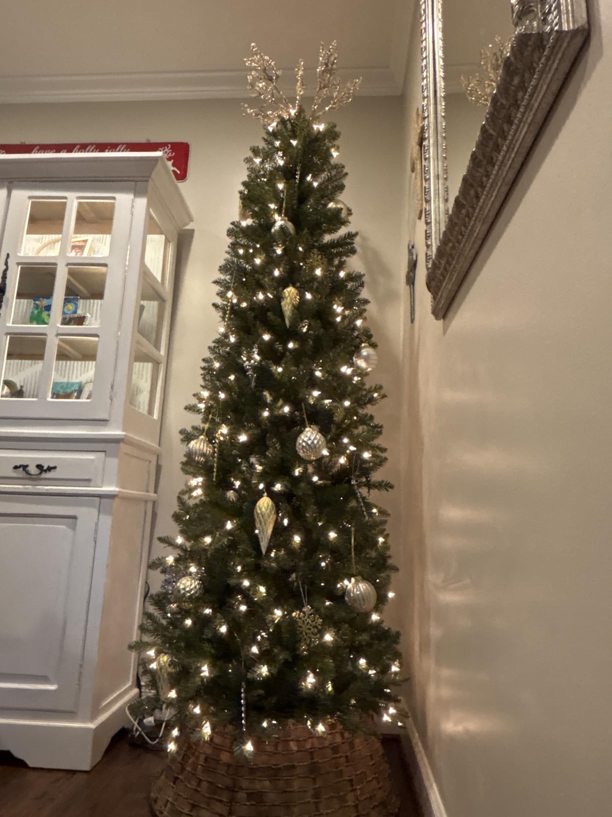 Puleo International 7.5ft Pre-Lit Fraser Fir Pencil Christmas Tree customer photo 1
