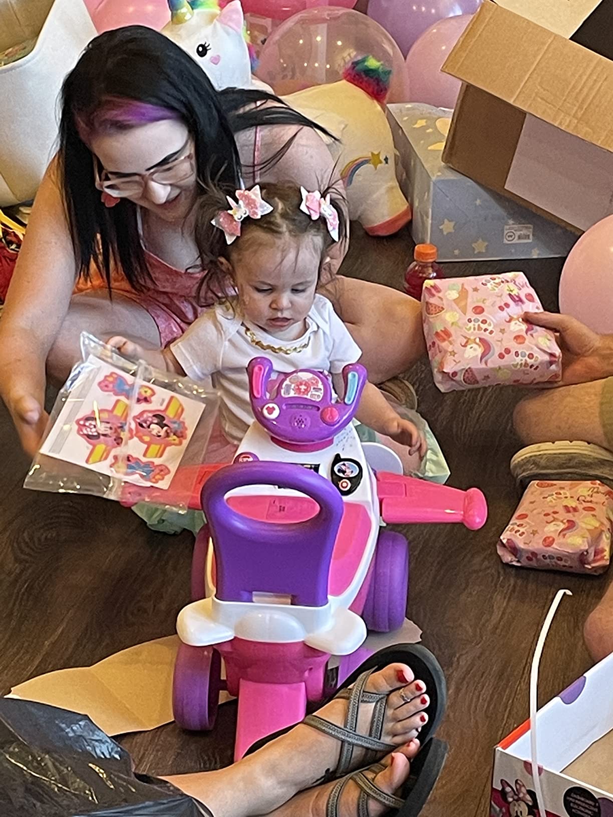 Kiddieland Disney My First Minnie Ride-On Plane Toy with Music, Lights & Sounds, Steering Wheel, 360° Turning, Horn, Foot-to-Floor Toddler Vehicle customer photo 1