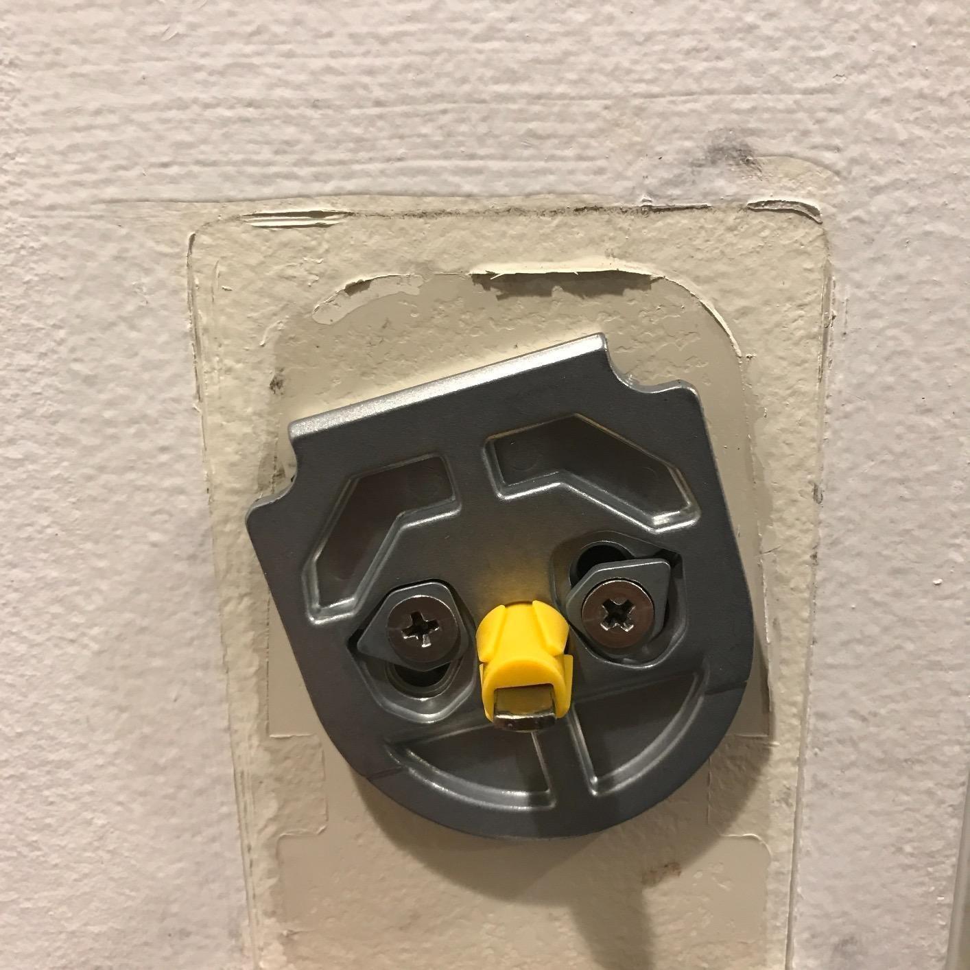 August Home Smart Lock, 3rd Generation – Silver customer photo 1