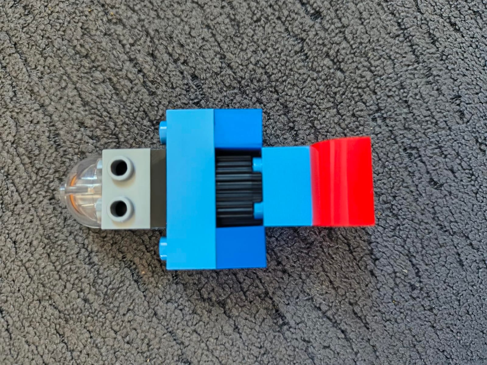 LEGO Classic Creative Suitcase customer photo 1