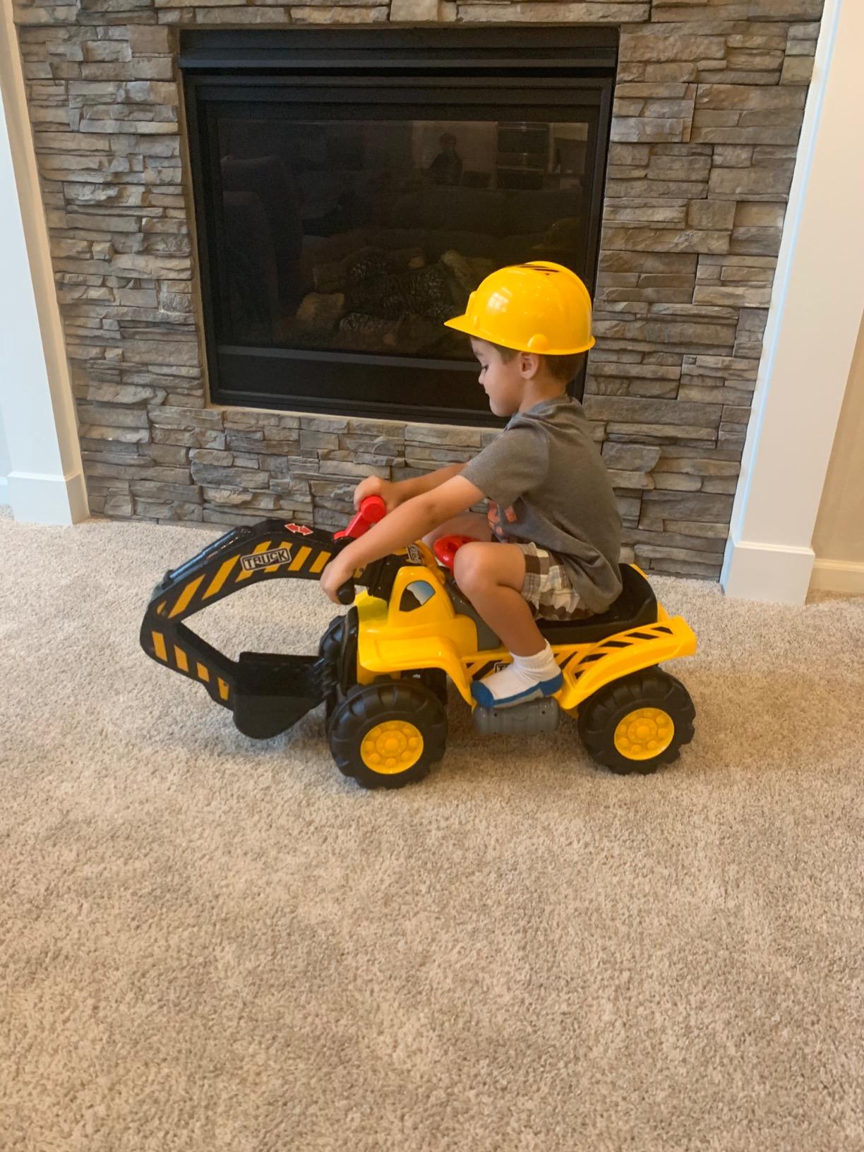 Play22 Toy Tractors for Kids Ride On Excavator - Sounds, Helmet & Rocks customer photo 1