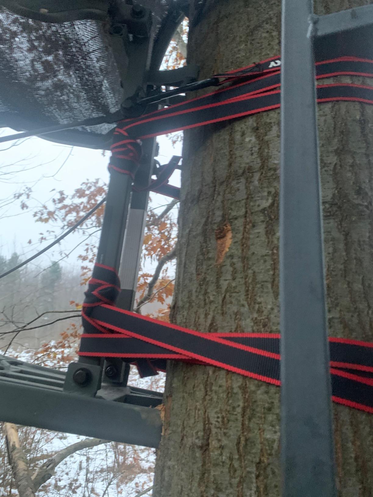 Hawk Kickback LVL Hang-On Deer Hunting Tree Stand, Deer Stand customer photo 1