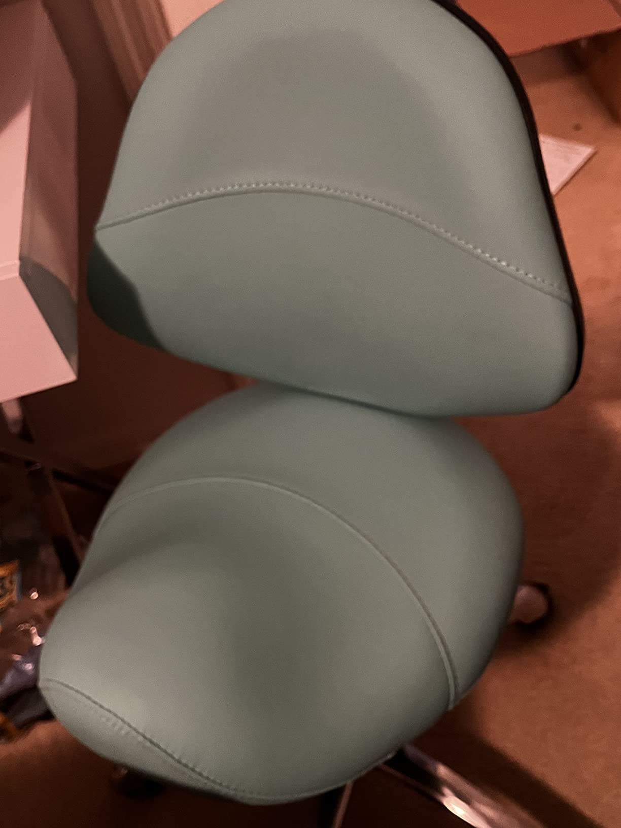 Grace&Grace Professional Saddle Stool Chair with Back Support, Rolling Saddle Ergonomic Stool Heavy Duty for Clinic Dentist Spa Massage Salons Studio (Black, Adjustble Back) customer photo 1