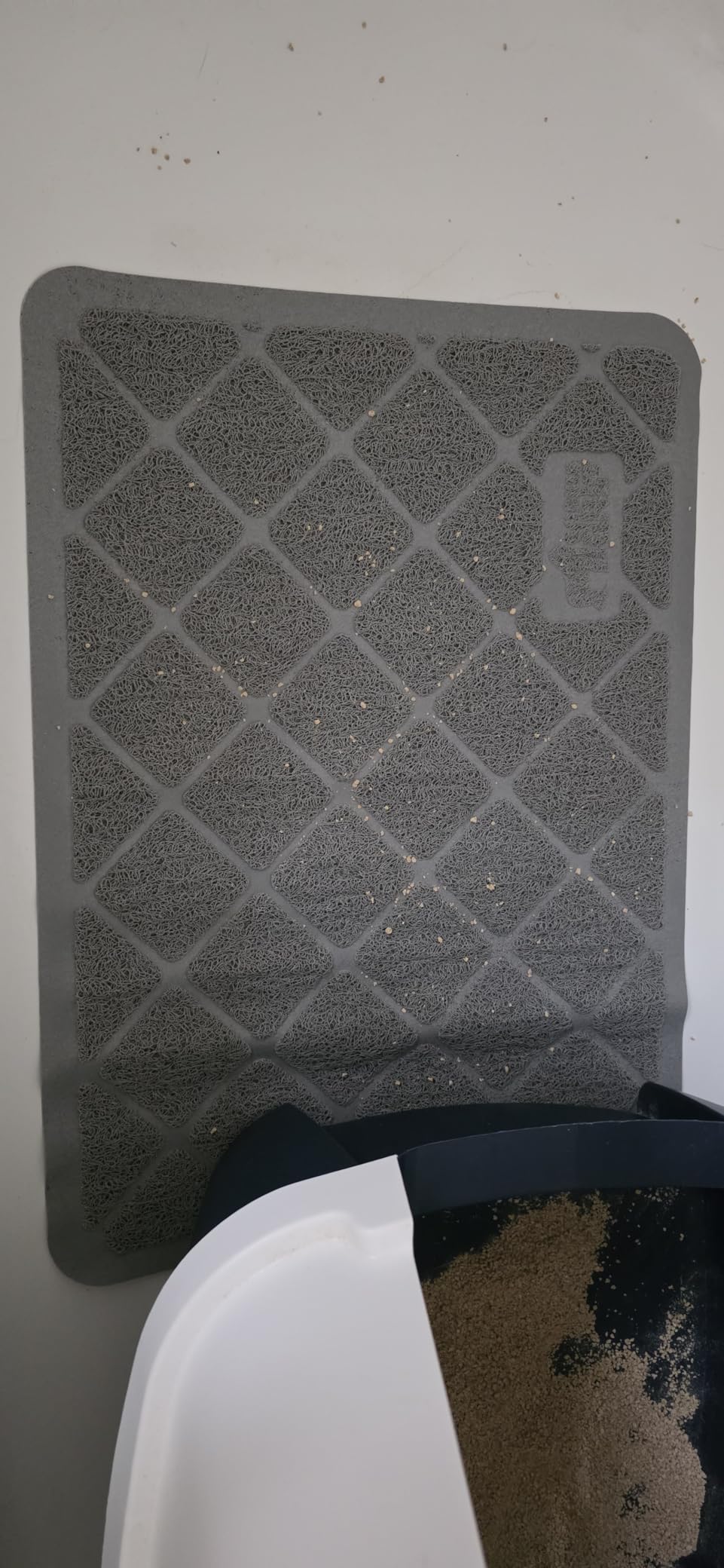 GORILLA GRIP Cat Litter Box Mat, Coiled Mesh Trapping Mats, 24x17 Gray customer photo 2