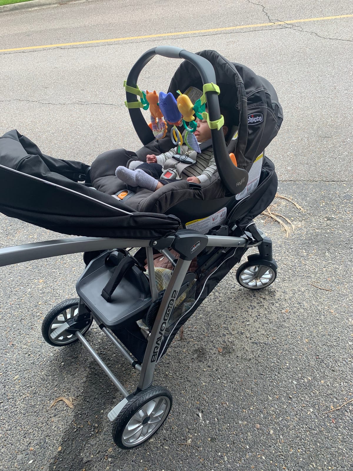 Chicco BravoFor2 Standing/Sitting Double Stroller w/Child & Parent Tray customer photo 1