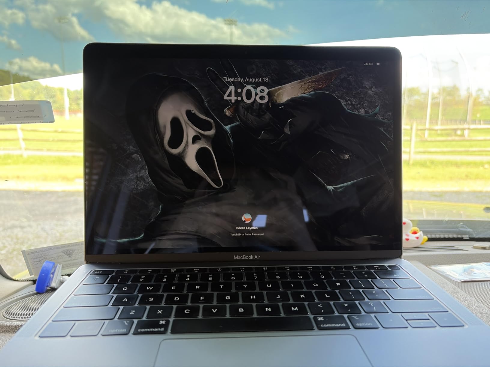 MacBook Air 2018 Intel customer photo 2