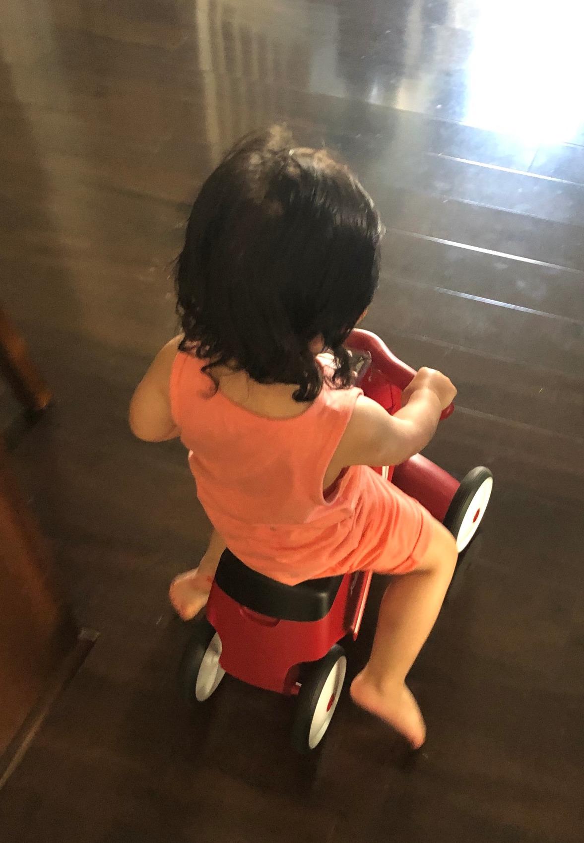 Radio Flyer Scoot About Sport Ride On, Toddler Ride On Toys, Front Steering customer photo 1
