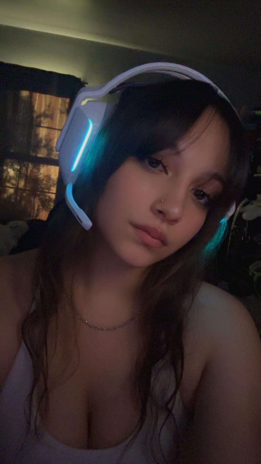Logitech G733 Lightspeed Wireless Gaming Headset - Lilac customer photo 2