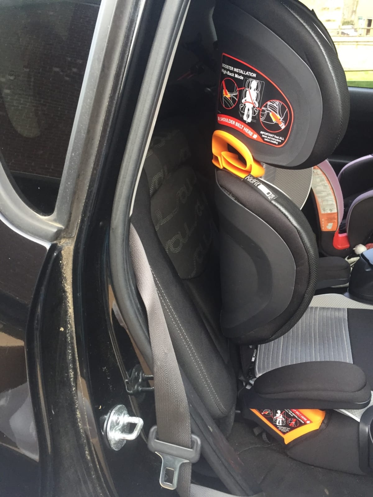 Chicco KidFit Zip Air Plus 2-in-1 Belt-Positioning Booster Car Seat customer photo 2