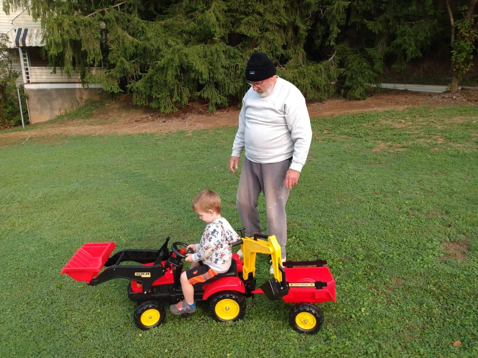 Aosom 3 in1 Kids Ride On Excavator/Bulldozer Move Forward/Back 6 Wheels customer photo 2