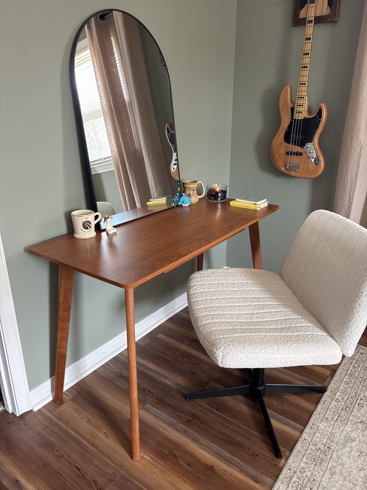 IOTXY Solid Wood Writing Desk - Home Office Laptop Computer Table, Walnut customer photo 1
