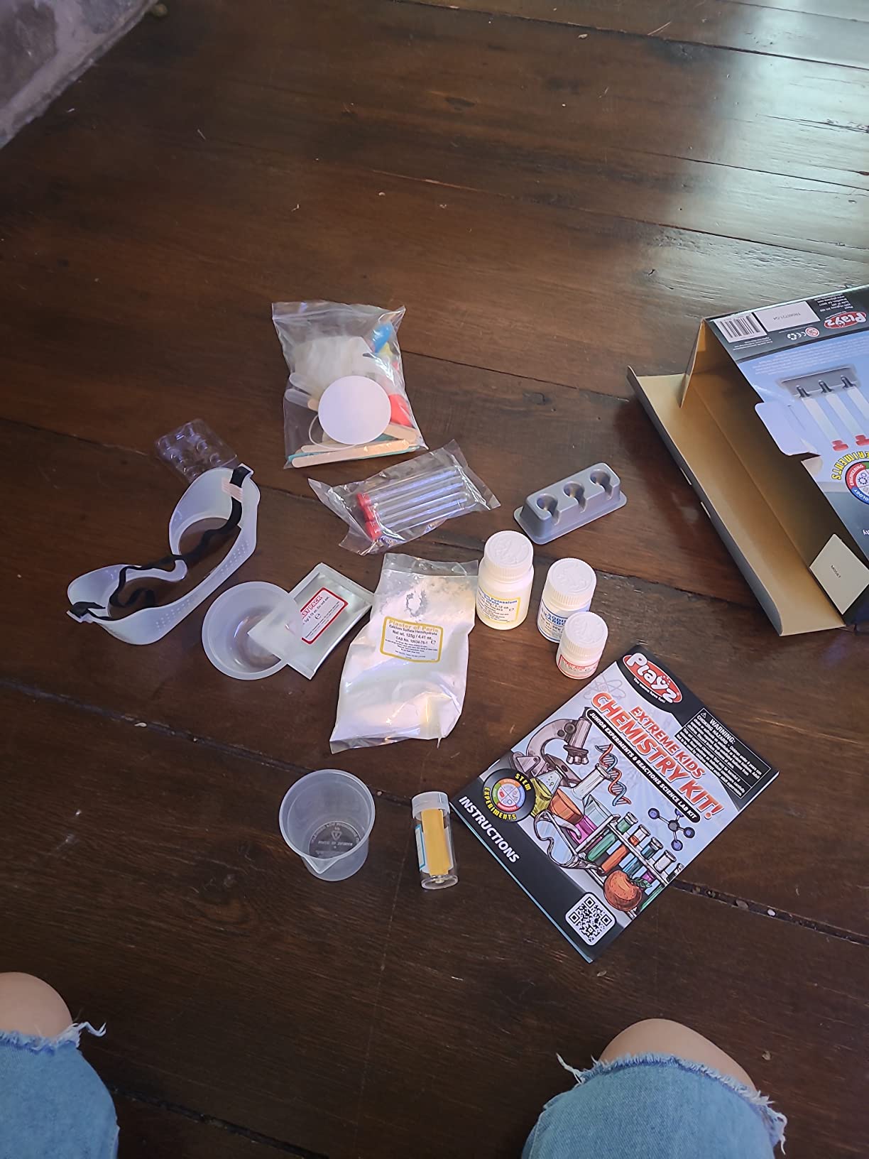 Playz Extreme Chemistry Educational Science Kits for Kids Age 8-12 customer photo 2