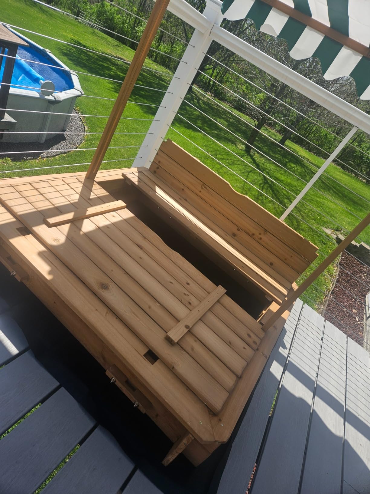 Outsunny Wooden Sandbox with Lid Canopy for Aged 3-7 47X47 in Natural customer photo 1