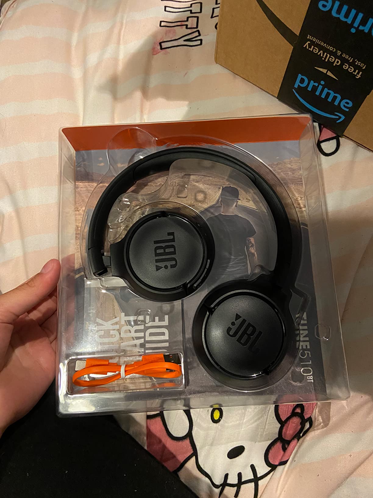 JBL Tune 510BT: Wireless On-Ear Headphones with Purebass Sound - Black customer photo 1