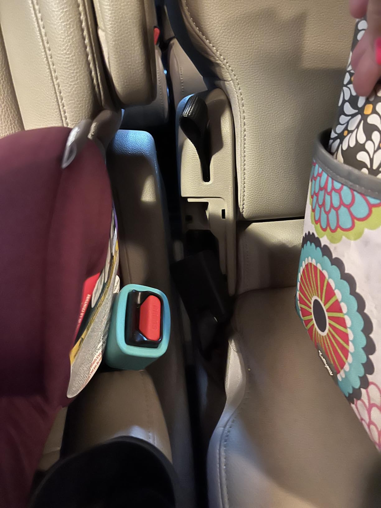 Diono Solana 2 XL 2022, Dual Latch Connectors, Lightweight Backless Belt-Positioning Car, 8 Years 1 Booster Seat, Black customer photo 2