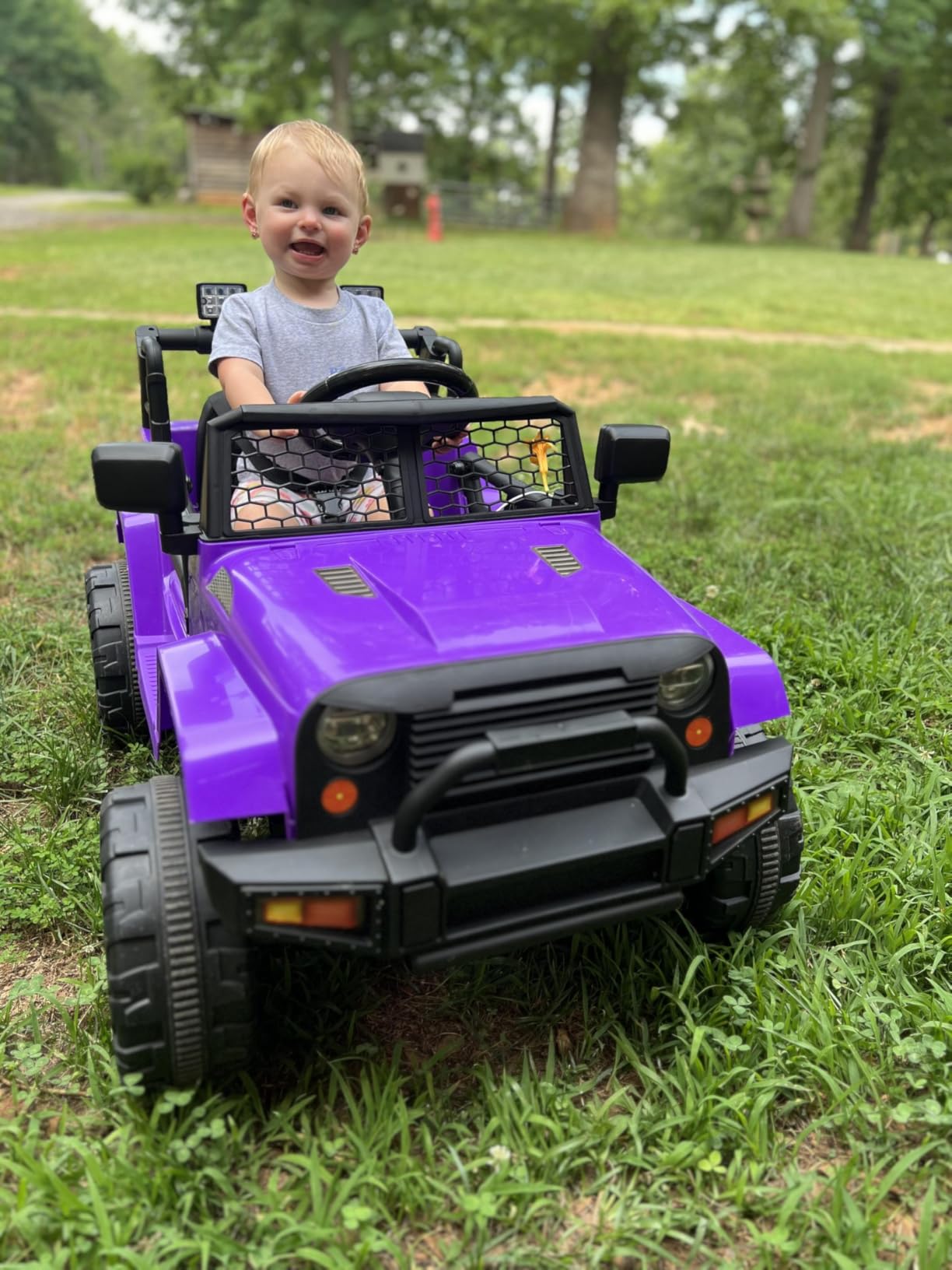 OLAKIDS Kids Ride On Truck, 12V Electric Vehicle Jeep Car with Remote Control, Toddlers Battery Powered Toy with 2 Speeds, Spring Suspension, Double Open Doors, LED Lights, Music, TF, USB, Mp3 (White) customer photo 1