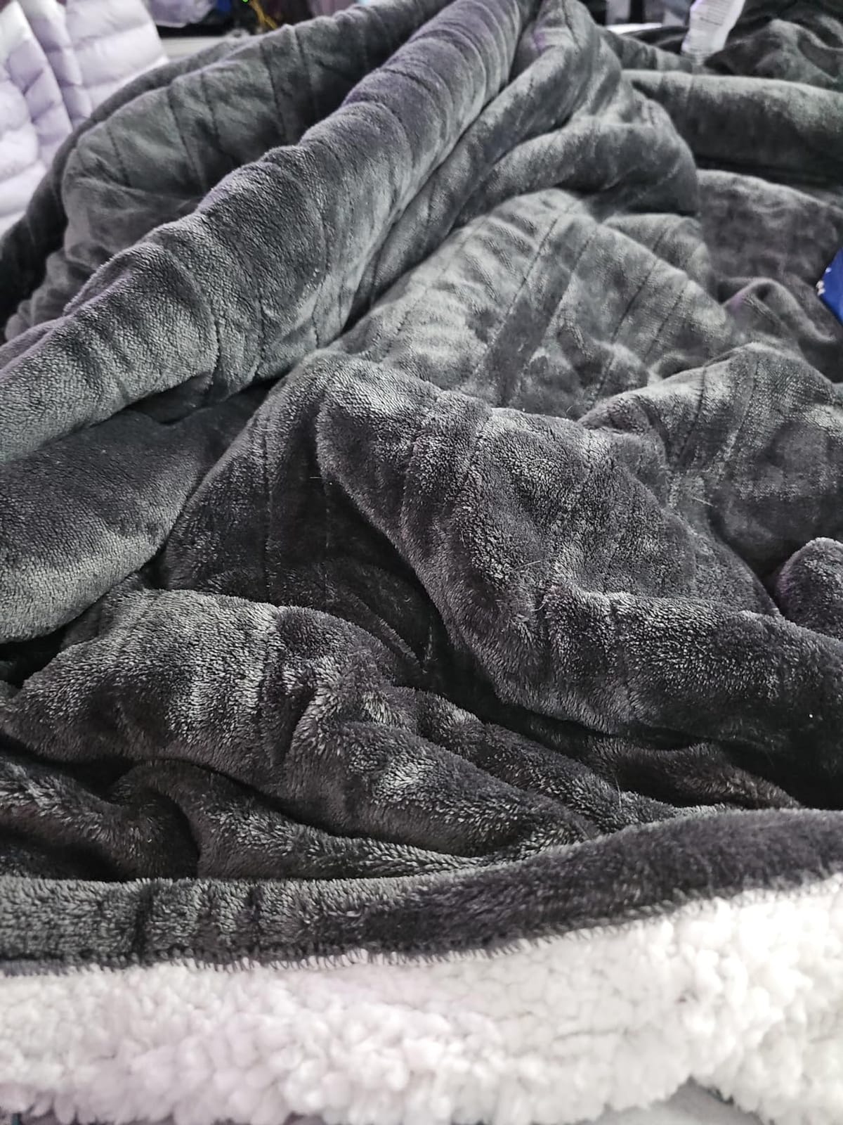 Westinghouse Heated Blanket King Size, 100x90 Inch, Charcoal customer photo 1