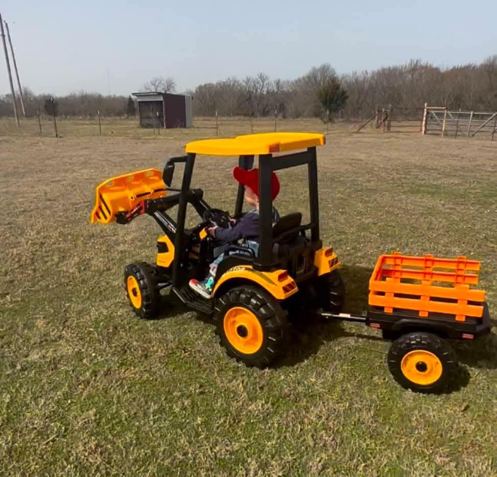 Kidsera 24V Extra-Large 3-in-1 Kids Ride On Tractor w/Loader & Trailer customer photo 1