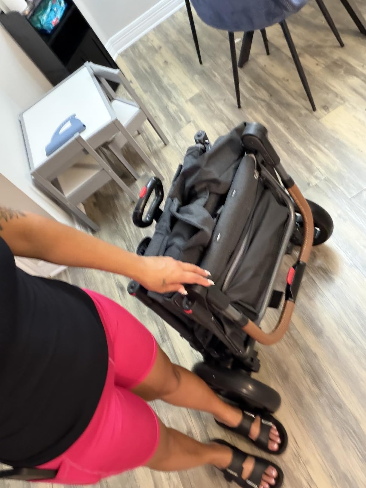 EVER ADVANCED Side-Unzip Wagon Stroller for 2 Kids, Push Pull Stroller with Adjustable Handle, Easy Access Zipper Door, 5-Point Harness Removable UV-Protection Canopy Shock-Absorbing Wheels, Blue customer photo 2