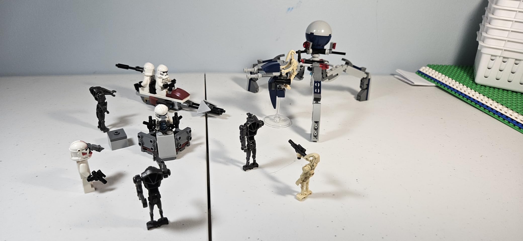 LEGO Star Wars Clone Trooper & Battle Droid Battle Pack Set for Kids, Buildable Toy Speeder Bike Vehicle, Tri-Droid and Defensive Post, Collectible, Gift for Boys and Girls Aged 7 and Up, 75372 customer photo 2