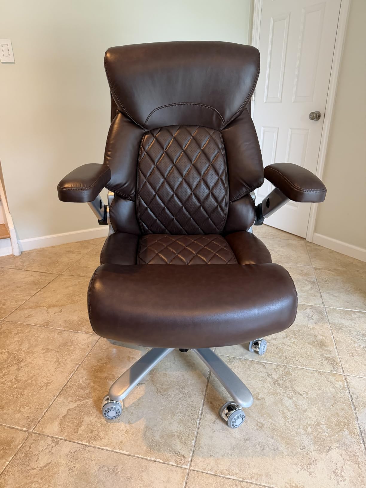 Big and Tall Office Chair for Heavy People, 500LBS High Back Extra Wide Heavy Duty Executive Office Chair Comfortable for Home Office, Large Computer Desk Chair with Adjustable Lumbar Support Brown customer photo 2