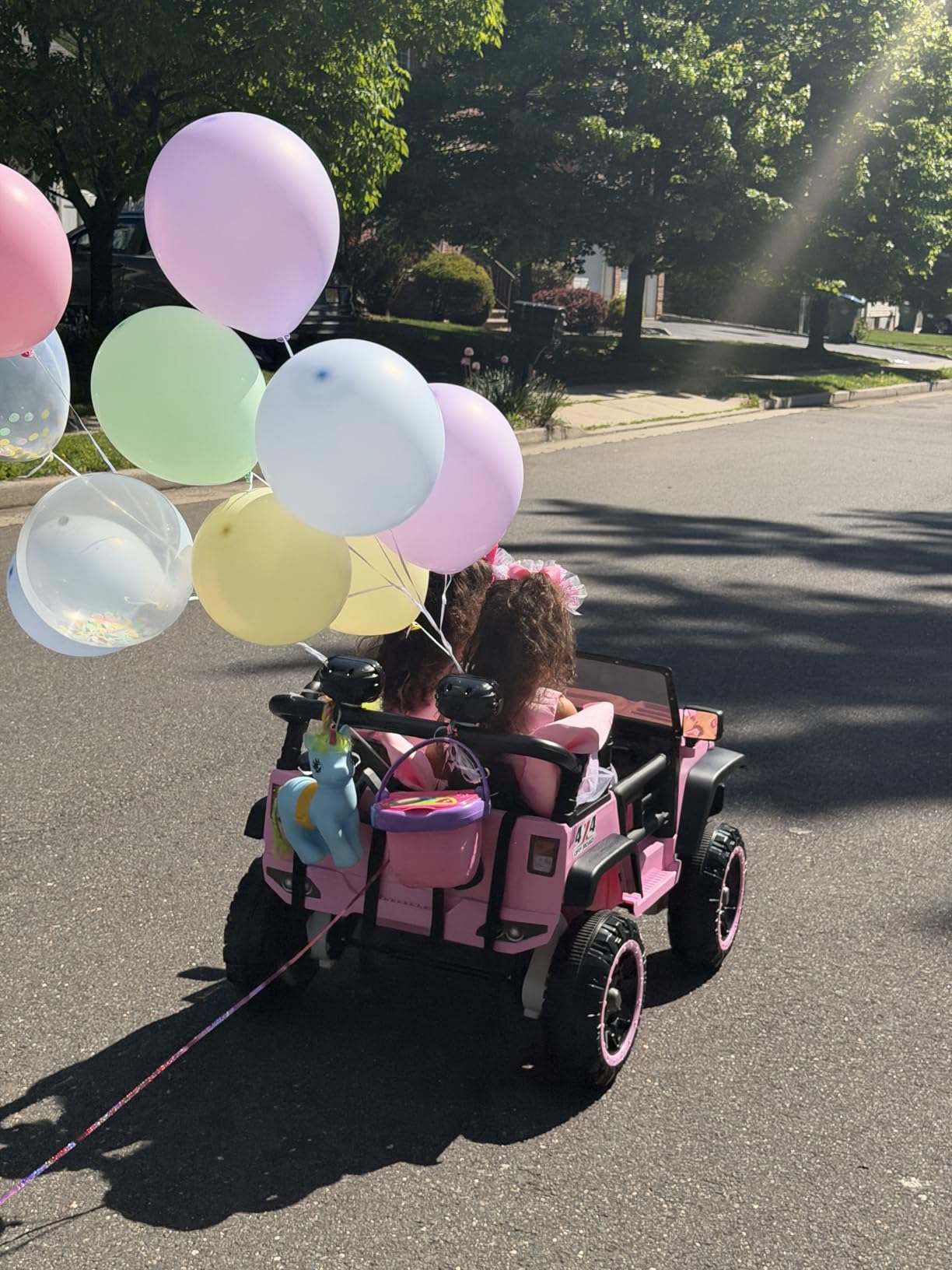 Hikole 24V Ride on Toys for Big Kids 4-8, Power Wheels Electric Car, Pink customer photo 1