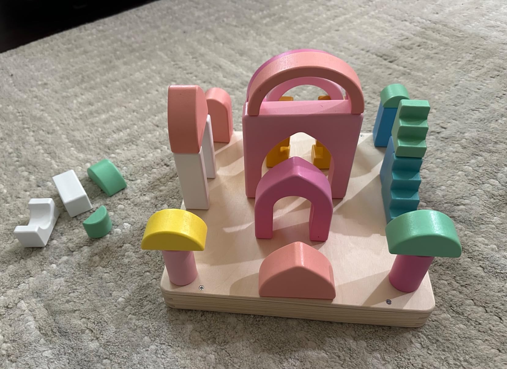 Fisher-Price Wood Castle Block Set, 28 Pieces, Ages 2+ customer photo 2