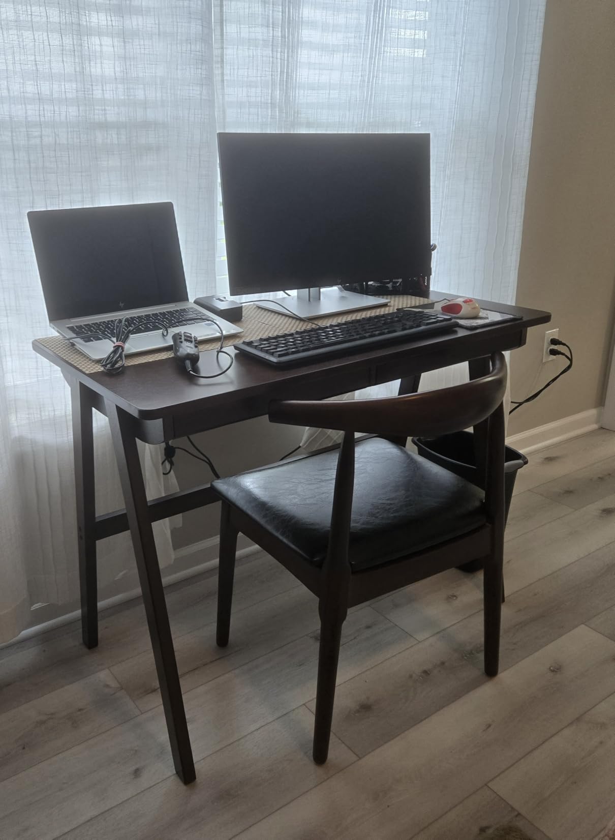 Computer Desk with Drawers, Solid Wood Writing Desk, Mid Century Modern Home Office Desks, Oak Study Table, Small Desk for Bedroom, 29.1 H x 39.4 W x 21.7 D Inches, Walnut customer photo 2