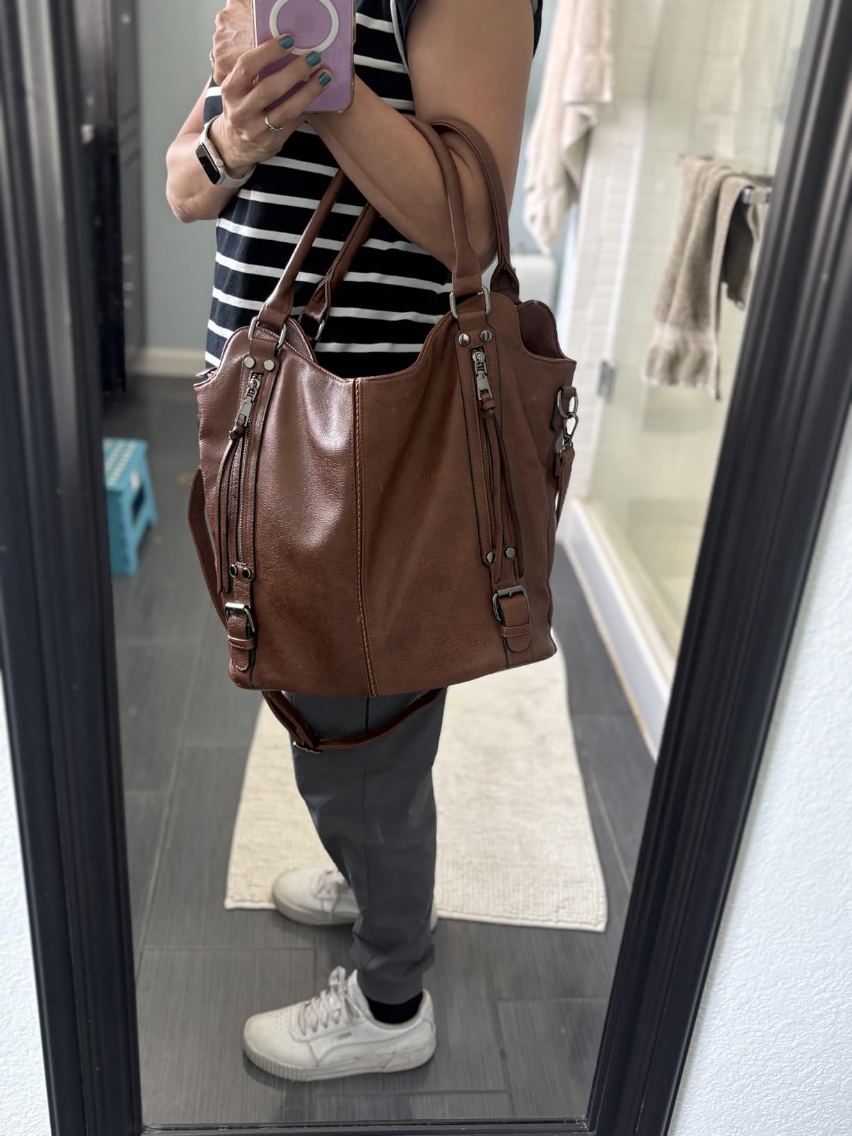 Realer Tassel Hobo customer photo 1