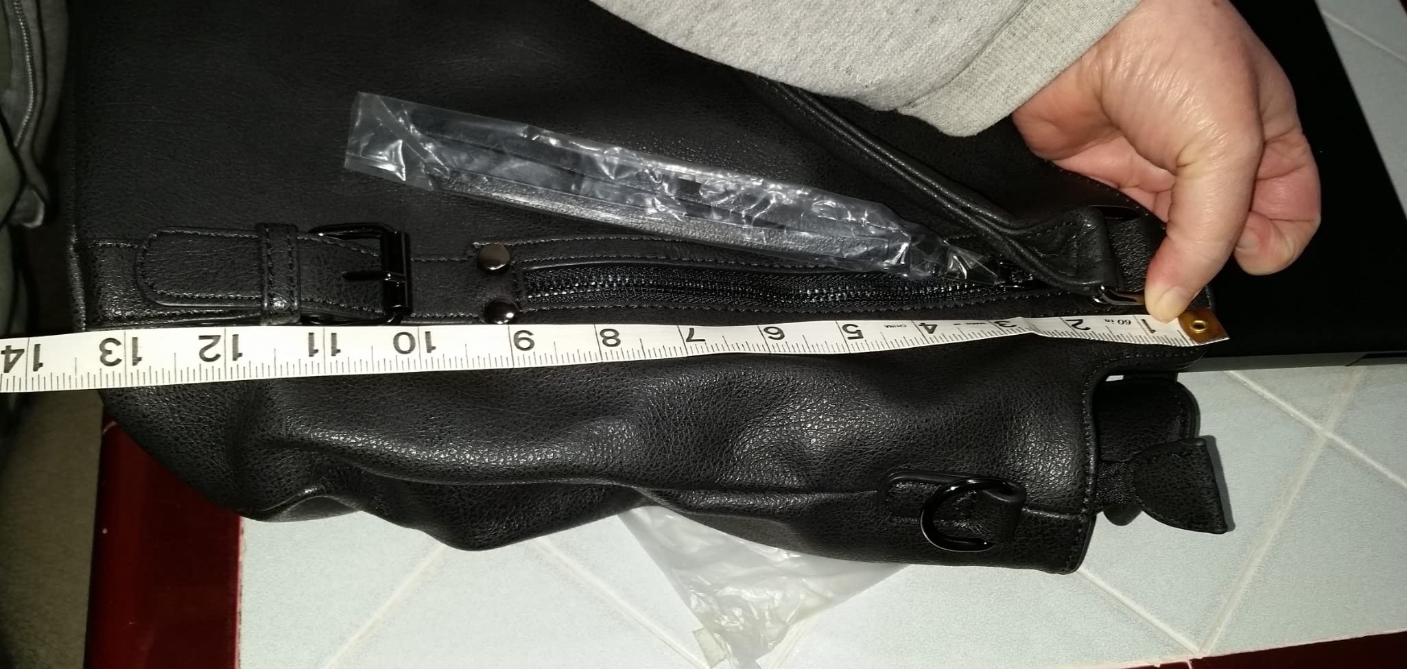 Realer Tassel Hobo customer photo 2
