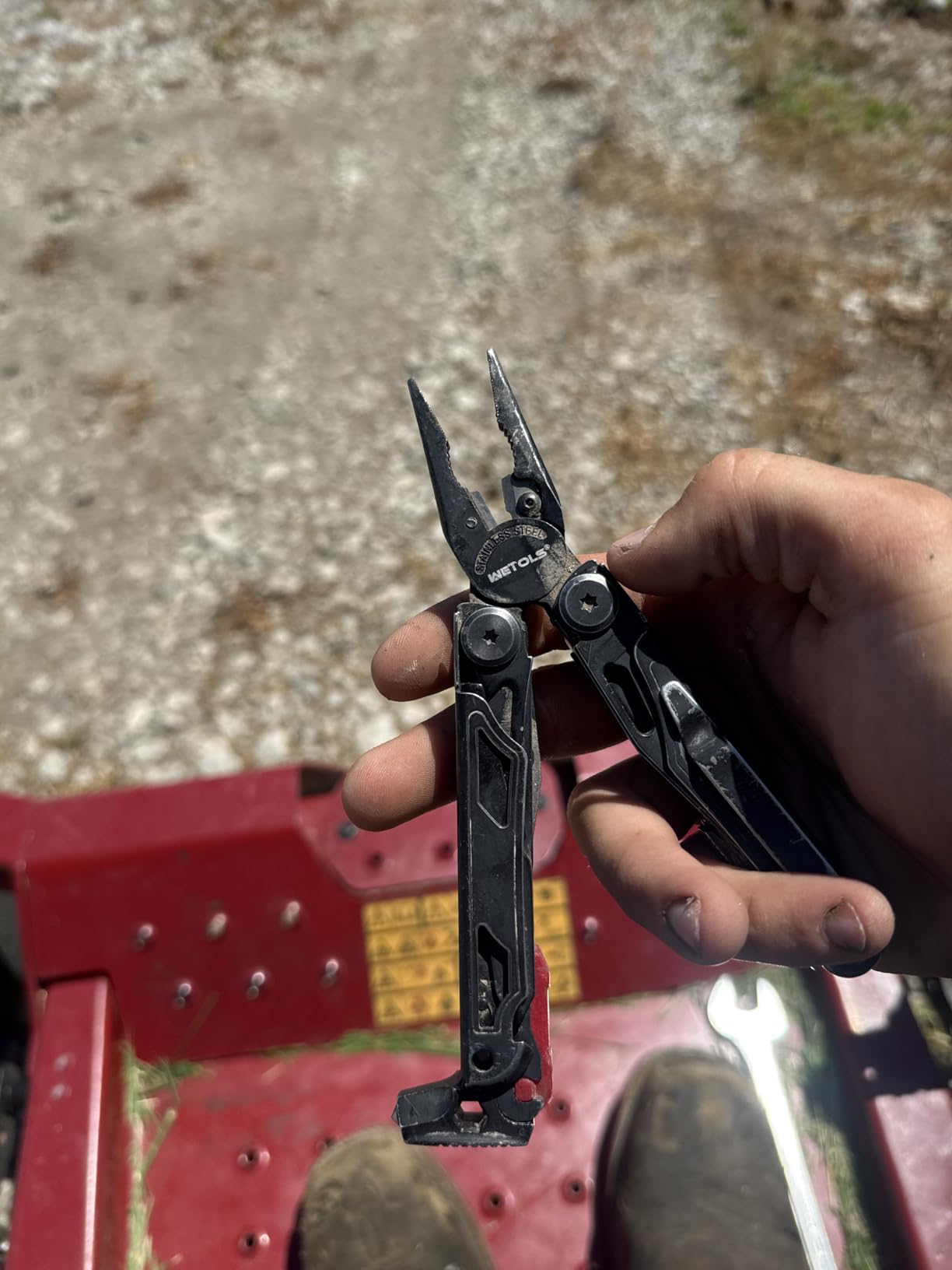 WETOLS 21-in-1 Multitool customer photo 1