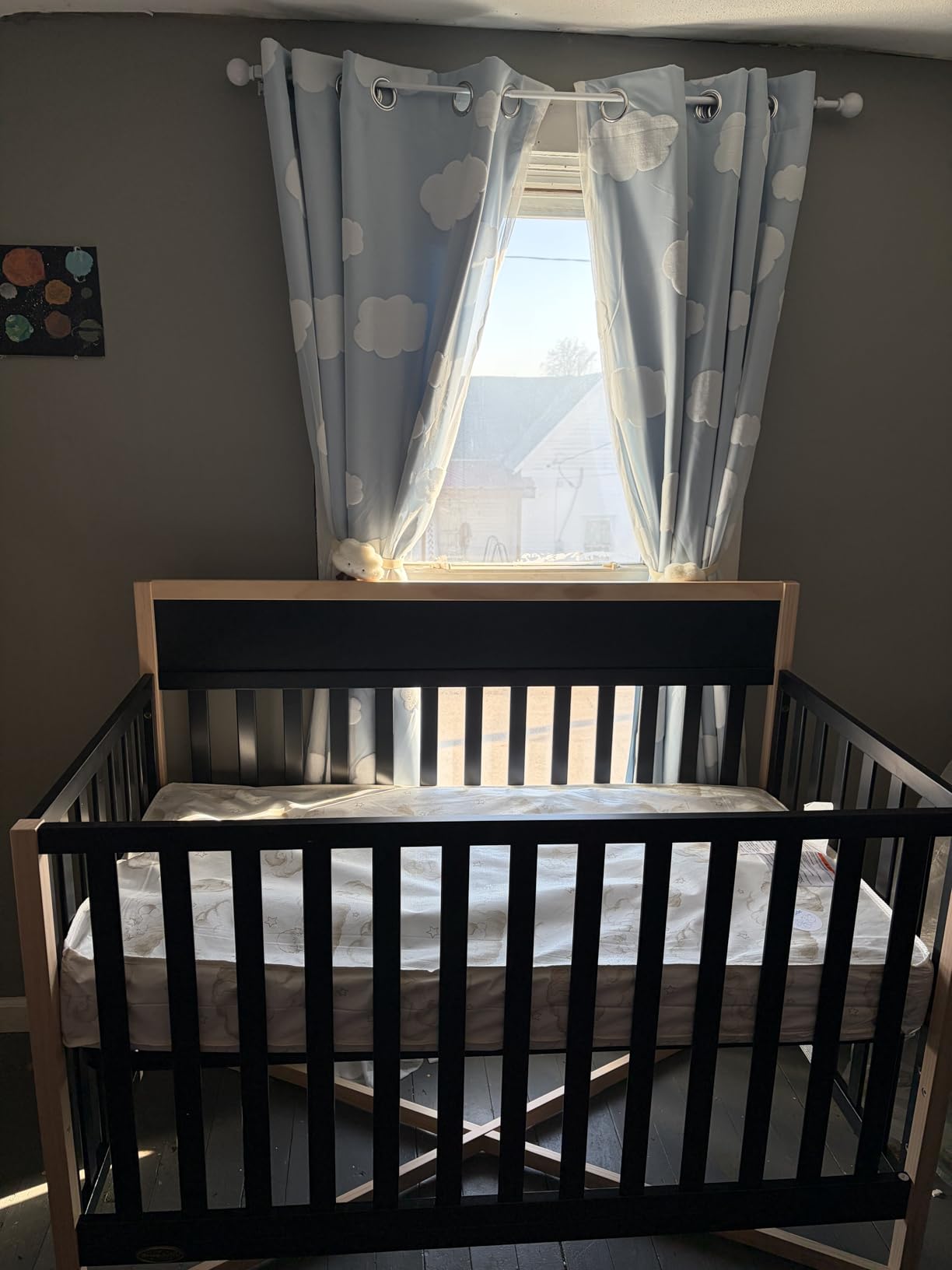 Dream On Me Owen 5-in-1 Convertible Full Size Baby Crib, GREENGUARD Gold customer photo 1
