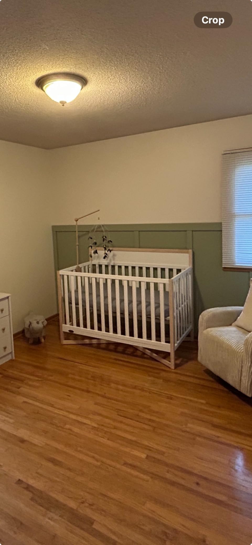 Dream On Me Owen 5-in-1 Convertible Full Size Baby Crib, GREENGUARD Gold customer photo 2